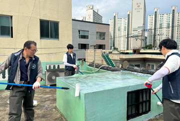 2024년 상반기 혁신도시 이전 공공기관 합동 사회공헌활동 '쿨루프(Cool Roof) 지원사업' 활동 사진