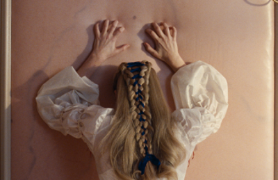 영화 <폭풍의 언덕> 나라별 등급 정보 이미지