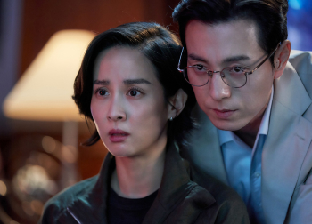 “여름에서 가을로, 공포에서 감동으로” 이미지